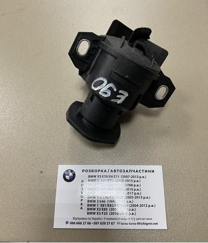 Лічинка замка кришки багажника 51247144877 BMW