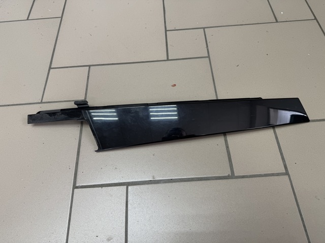 Накладка передніх дверей, лівих, вертикальна 51337349651 BMW