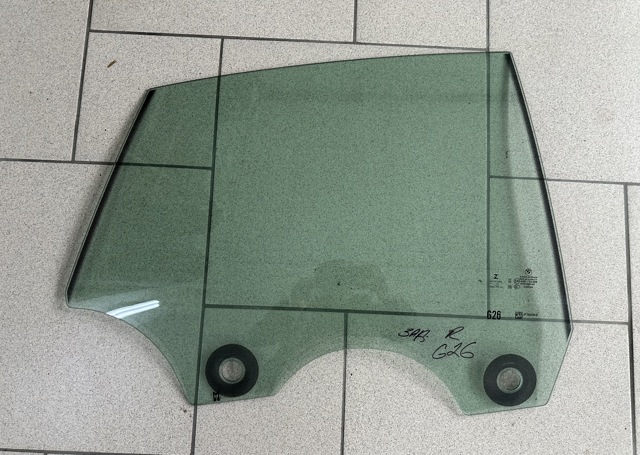 Вікно задніх дверей 51357955236 BMW