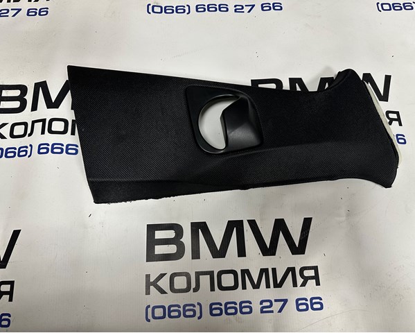 Обшивка стійки кузова внутрішня, середня права 51438072814 BMW