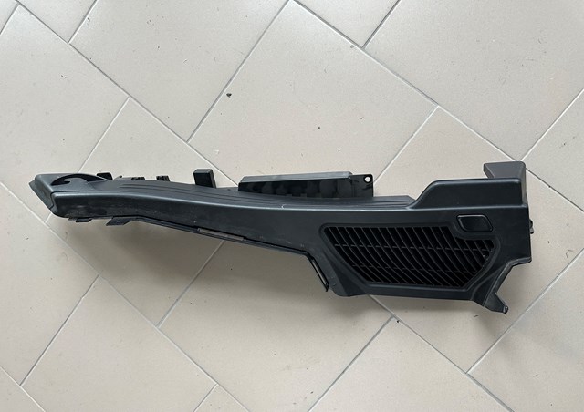 Панель полиці багажного відсіку права 51476955026 BMW