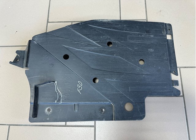 Захист днища, паливного бака 51757258049 BMW