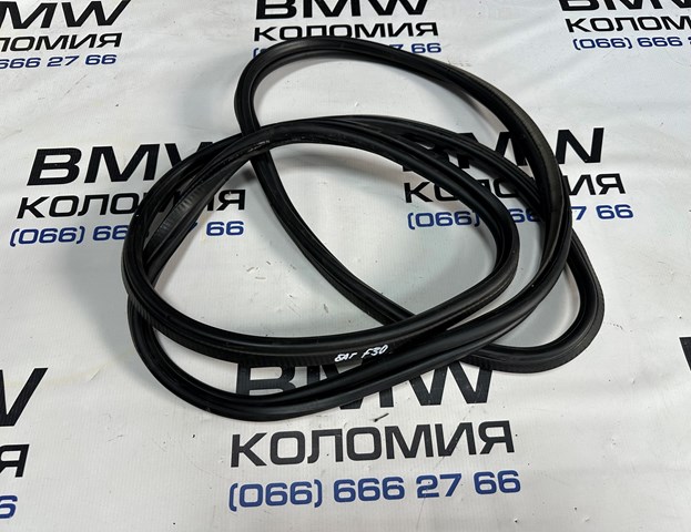 Ущільнювач кришки багажника 51767292307 BMW