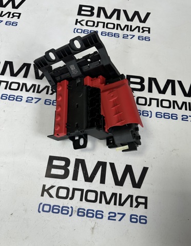Блок запобіжників задній, салонний 61146841702 BMW