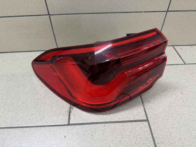 Задня ліва зовнішня фара 63217420739 BMW
