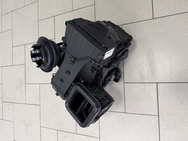 Піч в зборі 64116827060 BMW