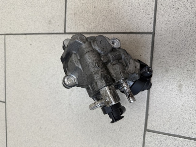 Насос паливний високого тиску (ПНВТ) - DIESEL 8511626 BMW