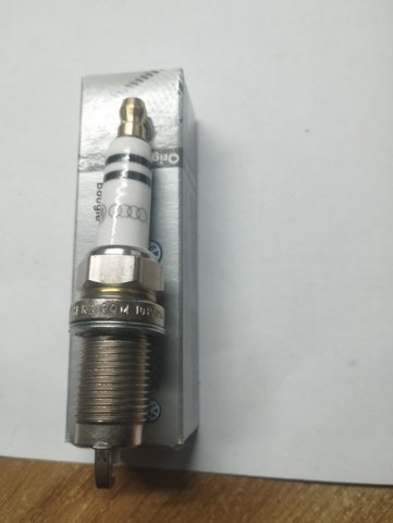 Свічки 101905601B VAG