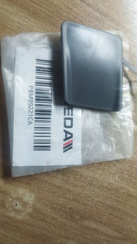 Заглушка бампера буксирувального гака, задня PBM99221CA SIGNEDA