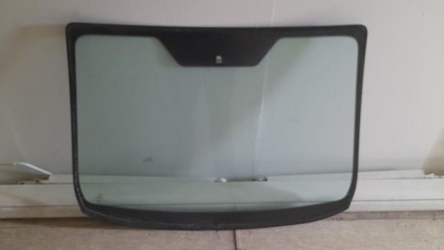 Переднє скло 2049636 FORD
