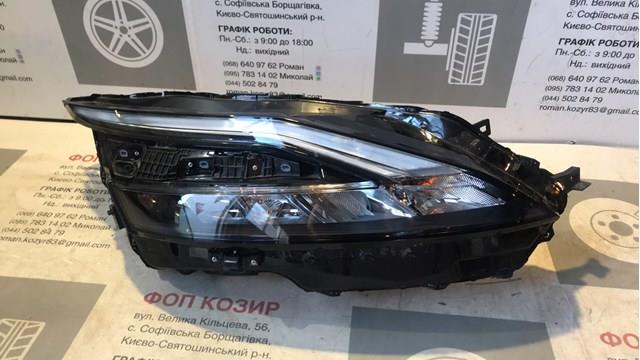 Основна фара - вставка 260106UN0C NISSAN