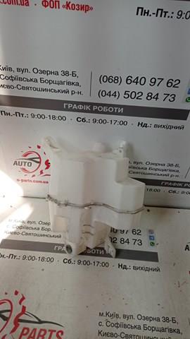 Бачок омивача лобового скла 289106FP0B NISSAN