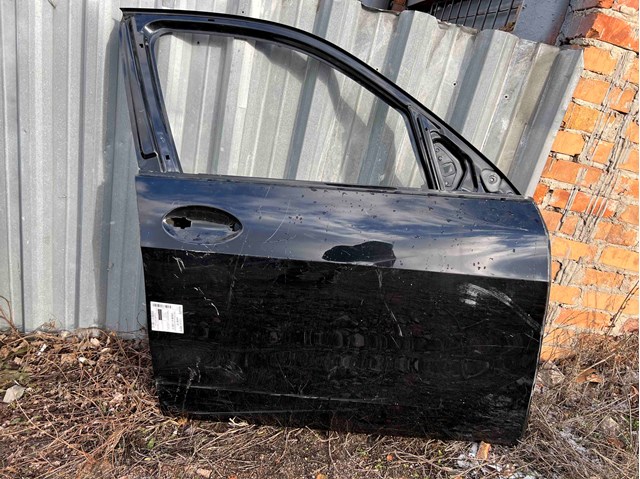 Дверка передня права 41518738552 BMW