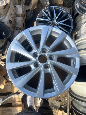 Диски литі (легкосплавні, титанові) 4261133F60 TOYOTA