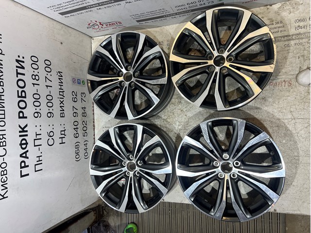 Диски литі (легкосплавні, титанові) 4261148860 TOYOTA