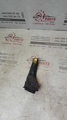 Кріплення бампера 5210360281 TOYOTA