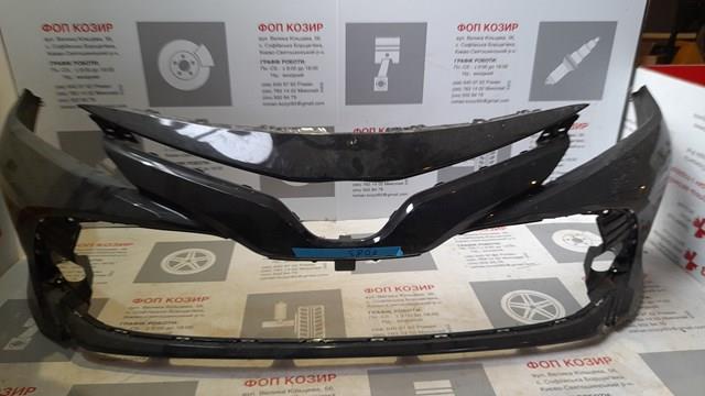 Бампер на авто 521193T935 TOYOTA