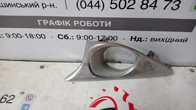 Заглушка протитуманок, ліва 5212833130 TOYOTA