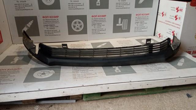 Решітка переднього бампера, нижня 521290E030 TOYOTA