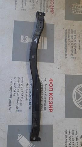 Лівий кронштейн заднього бампера 5217260050 TOYOTA