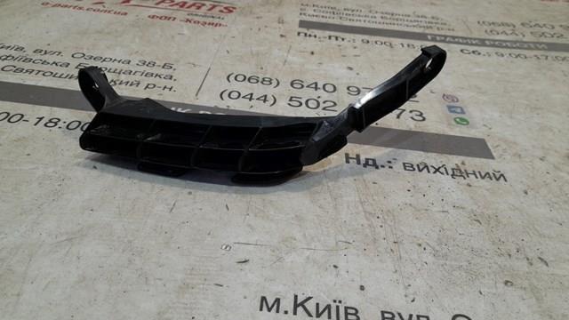 Кріплення бамера ліве 5256342050 TOYOTA