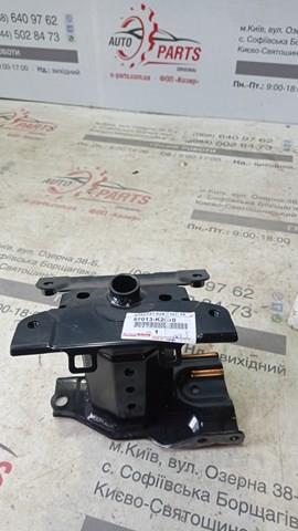 Кронштейн підсилювача переднього бампера 57013K2010 TOYOTA