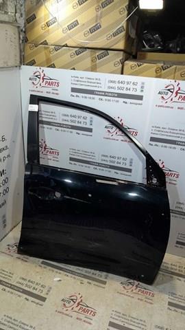 Пасажирські передні двері 6700160850 TOYOTA