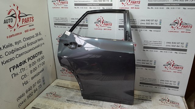 Двері задні в зборі 6700378040 TOYOTA