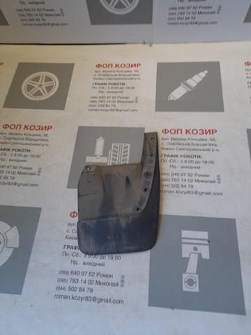 Бризковики передній, правий 7662160180 TOYOTA