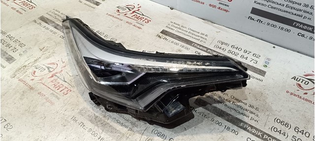 Фара комбінована, передня 81130F4070 TOYOTA