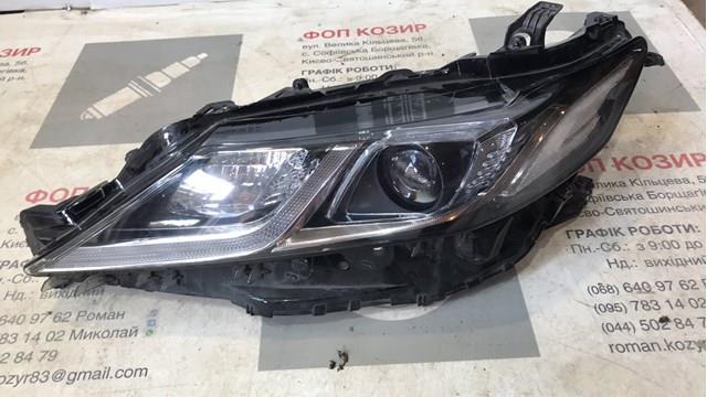 Блок фара ліва 8118533C70 TOYOTA