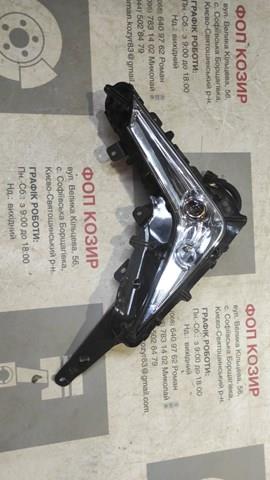 Протитуманка права 8136060070 TOYOTA