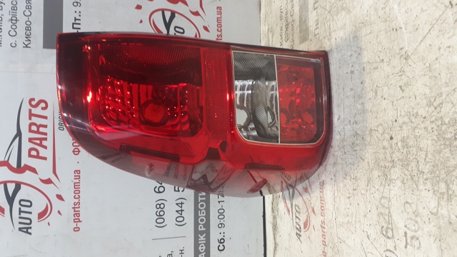 Задня ліва фара 815600K271 TOYOTA