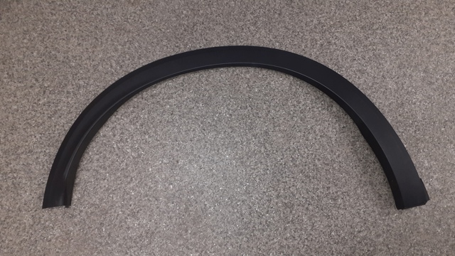 Розширювач задньої арки колеса, правий 938286UA0A NISSAN