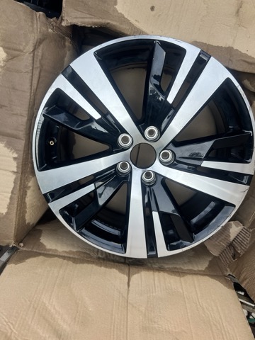 Диски колісні литі (легкосплавні, титанові) 98096873XY PEUGEOT