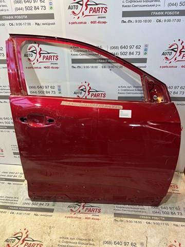 Пасажирські передні двері 9812306280 PEUGEOT