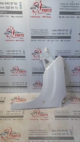 Ліве переднє крило 9816482780 PEUGEOT
