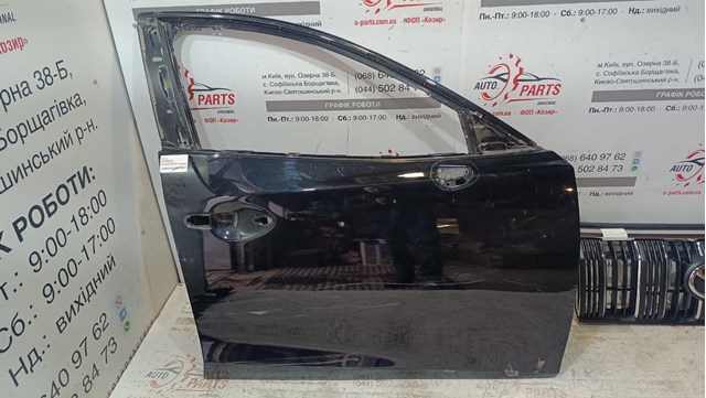 Дверка передня права BHY05802XF MAZDA