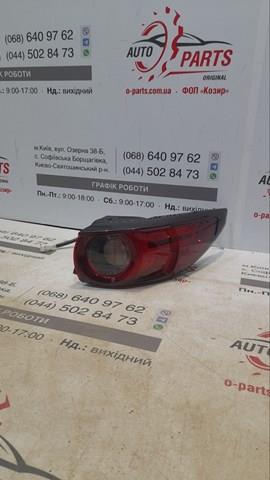 Фара задня права зовнішня K12351150H MAZDA
