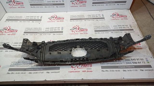 Решітка KB8E50710J MAZDA