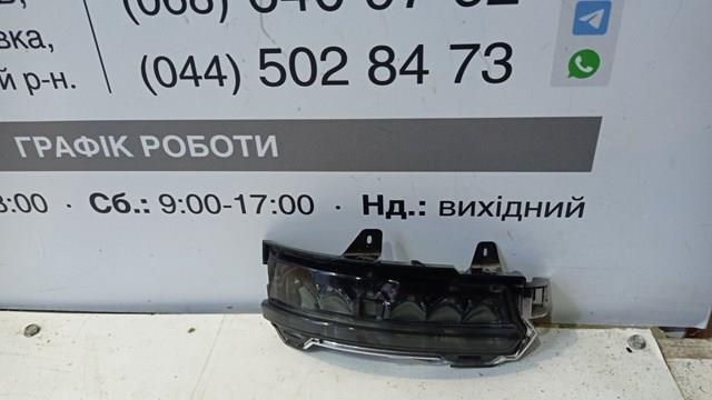 Покажчик повороту дзеркала, правий LR048351 LAND ROVER