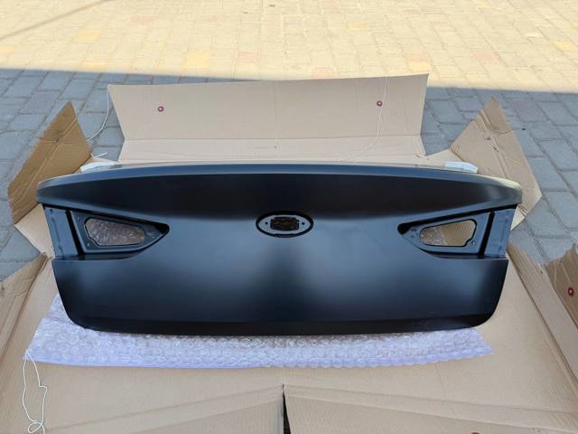 Кришка багажника кузова 69200C1500 КИТАЙ