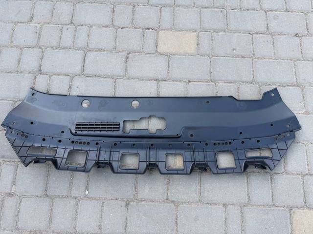 Накладка верхня передній панелі / супорта радіатора 86361E6700 MARKET (OEM)