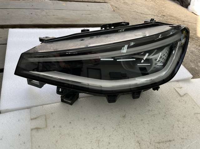 Фари 11A941077 VAG