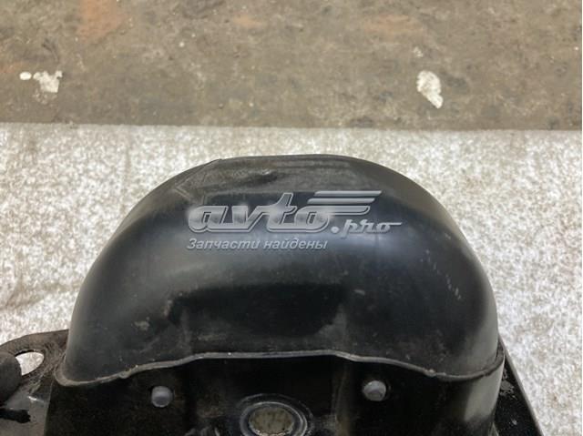 Захист заднього нижнього важеля 1K0501475 VAG
