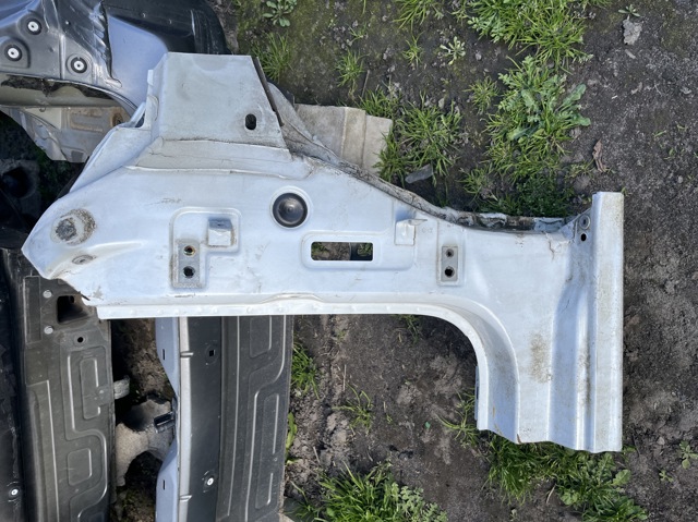 Задня частина кузова 5C6809606A VAG