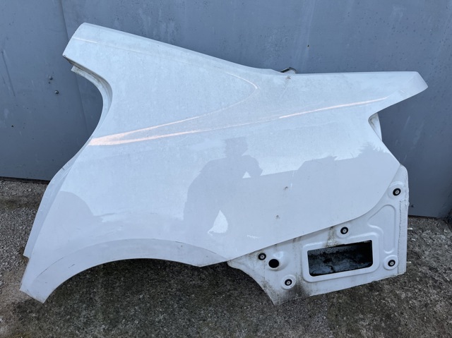 Крило заднє ліве 5C6809843A VAG
