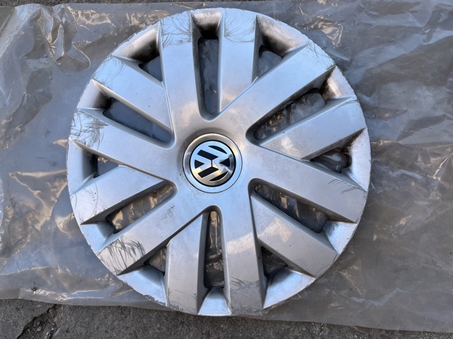 Ковпак диска 6R0601147CWPU VAG