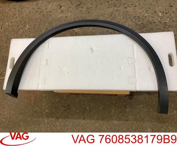 Молдинг арки колеса заднього, лівий 7608538179B9 VAG