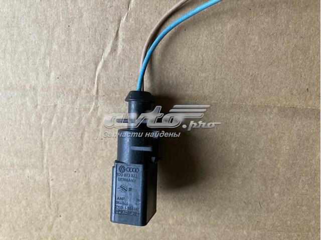 Роз'єм (фішка) генератора 8D0973822 VAG